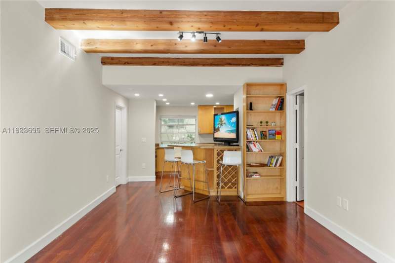 2 bedroom Condominium at 1605 Euclid Ave A1, The Norma Condo, Miami Beach — photo 2