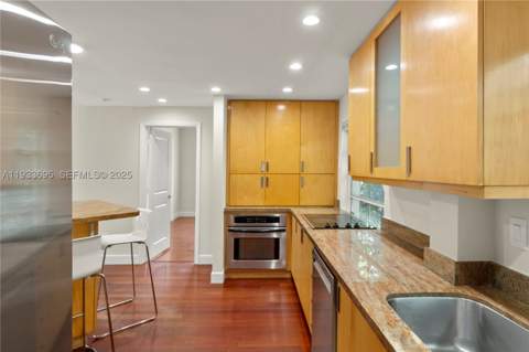 1605 Euclid Ave A1, Miami Beach FL - photo 8 of 22