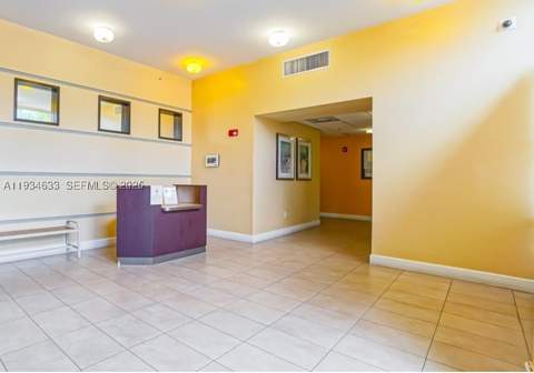 36 NW 6th Ave 906, Miami FL - photo 18 of 37