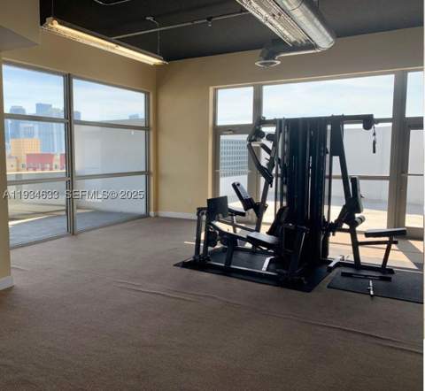 36 NW 6th Ave 906, Miami FL - photo 22 of 37