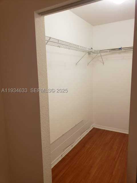 36 NW 6th Ave 906, Miami FL - photo 7 of 37