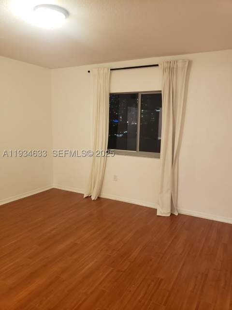 36 NW 6th Ave 906, Miami FL - photo 9 of 37