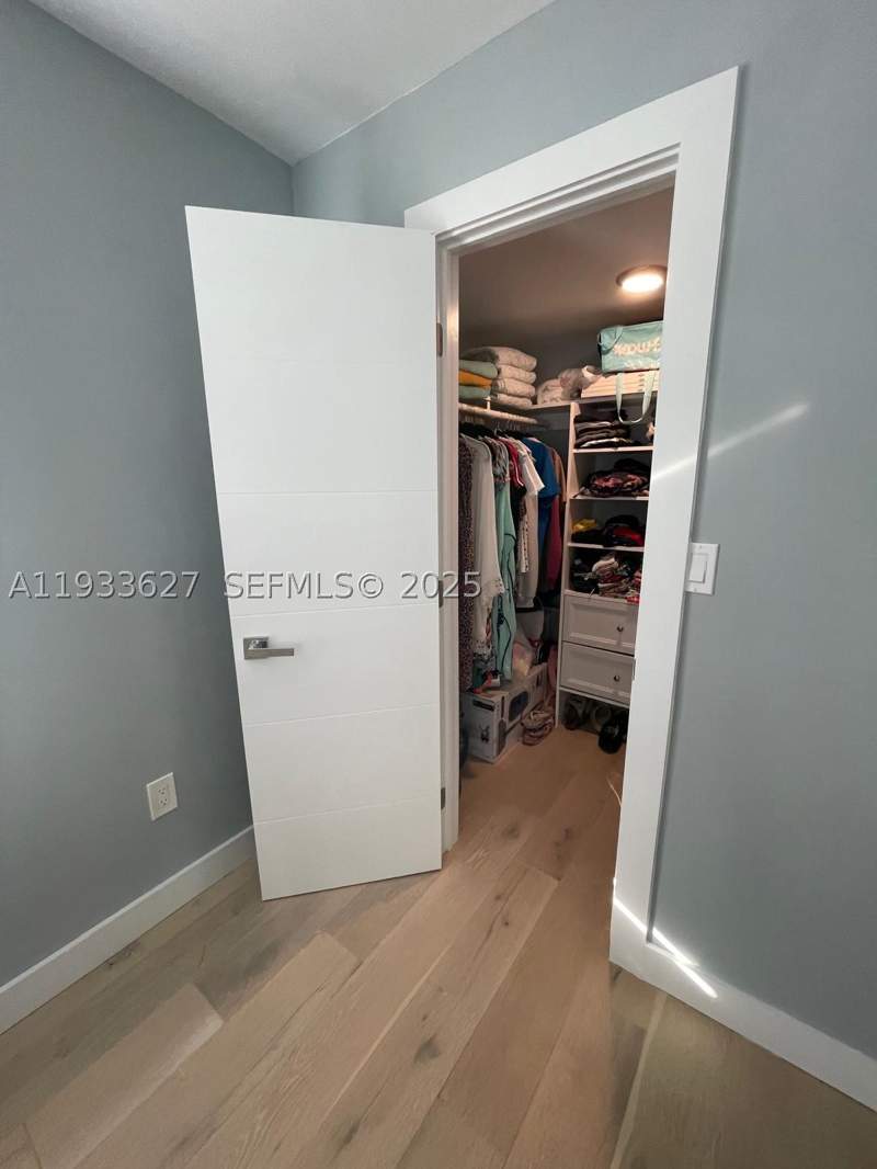 1 bedroom Condominium at 1235 Pennsylvania Ave 4E, Penn Towers Condo, Miami Beach — photo 3