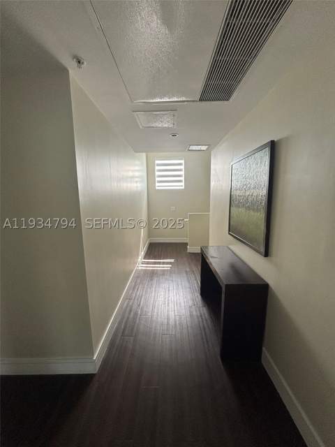 5300 NW 87th Ave 913, Doral FL - photo 22 of 34
