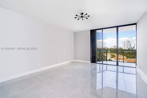 20281 E Country Club Dr 501, Aventura FL - photo 8 of 29