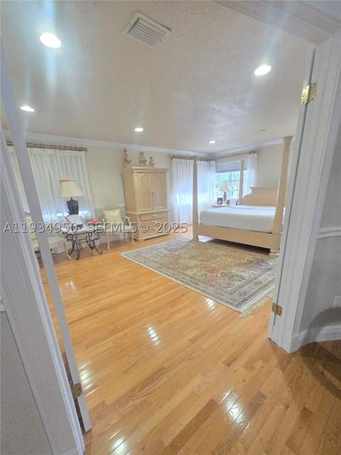 16422 NW 83rd Pl, Miami Lakes FL - photo 23 of 61