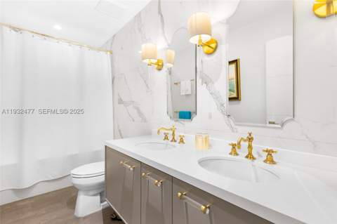 6420 Pinetree Drive Cir, Miami Beach FL - photo 19 of 45