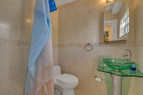 798 Crandon Blvd 16-C, Key Biscayne FL - photo 19 of 25