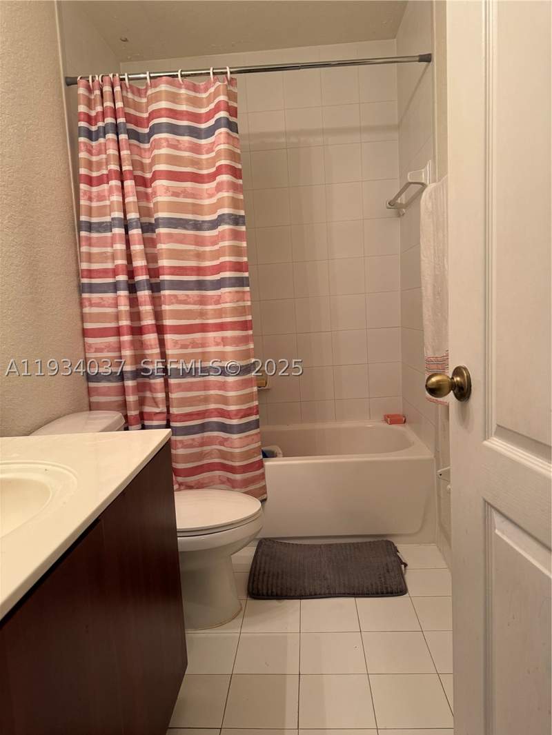 4 bedroom Townhouse at 1043 SE 23rd Ave, Towns At Seascape, Homestead — photo 4