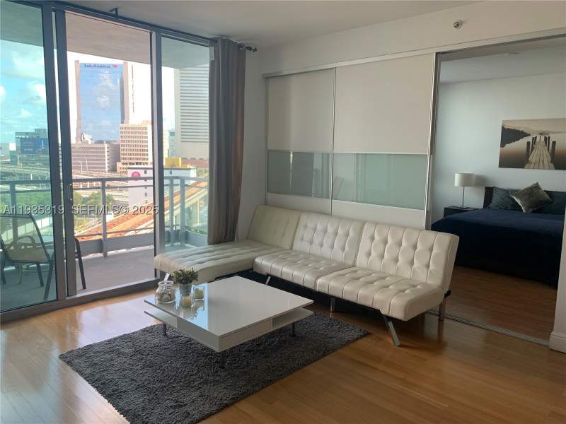 1 bedroom Condominium at 90 SW 3rd St 1211, Ivy Condo, Miami — photo 2