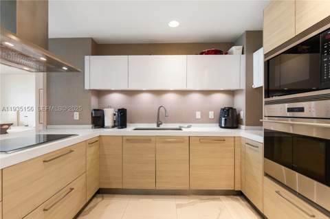 17301 Biscayne Blvd 908, North Miami Beach FL - photo 13 of 54