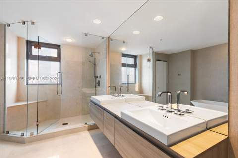 17301 Biscayne Blvd 908, North Miami Beach FL - photo 21 of 54