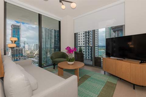 11 NE 6 St 2709, Miami FL - photo 17 of 41