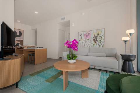 11 NE 6 St 2709, Miami FL - photo 19 of 41