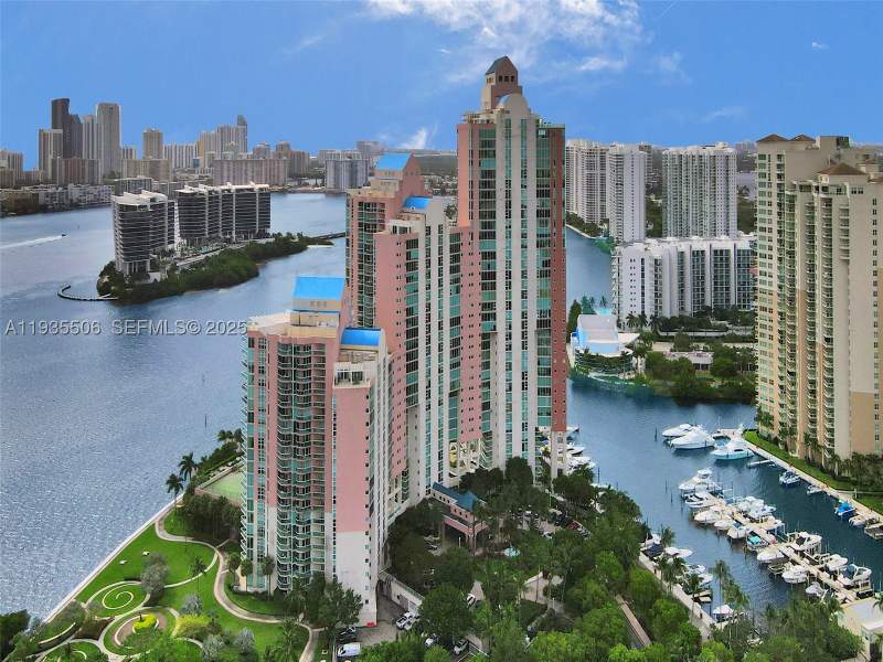 3 bedroom Condominium at 3370 Hidden Bay Dr 508, 100 Hidden Bay Condo, Aventura — photo 4