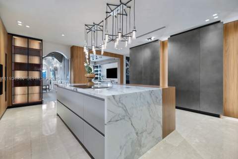 176 S Hibiscus Drive, Miami Beach FL - photo 16 of 43