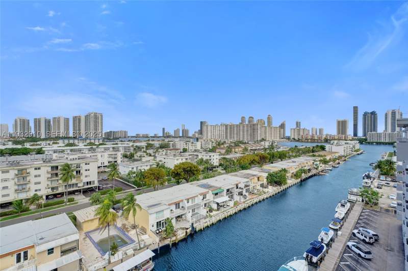 2 bedroom Condominium at 3703 NE 166th St Ph10, Coral Isle East Condo, North Miami Beach — photo 5