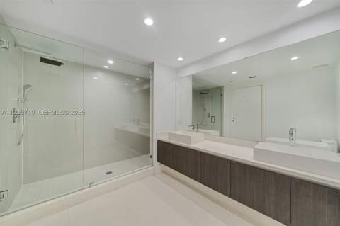 1150 102nd St 603, Bay Harbor Islands FL - photo 9 of 33