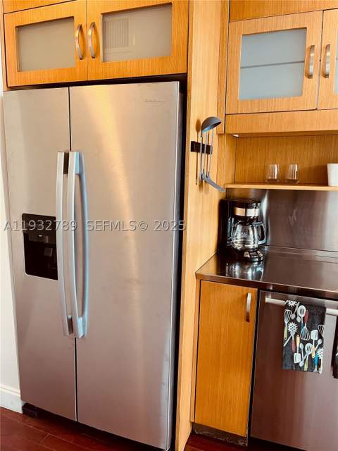 1340 Drexel Ave 406, Miami Beach FL - photo 13 of 28
