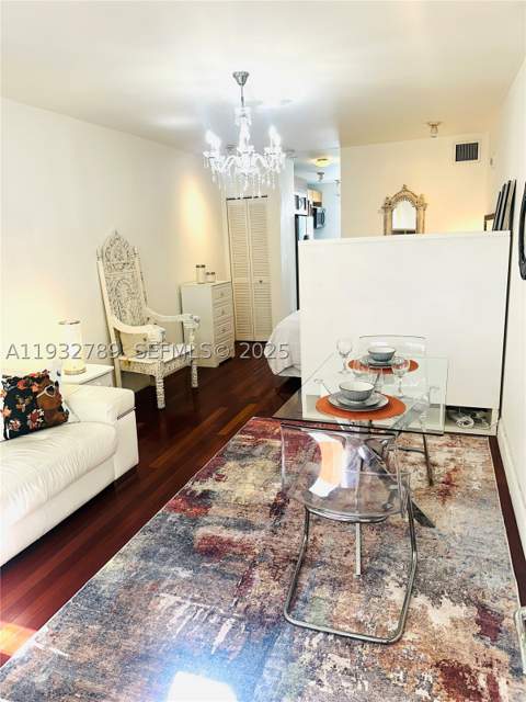 1340 Drexel Ave 406, Miami Beach FL - photo 16 of 28