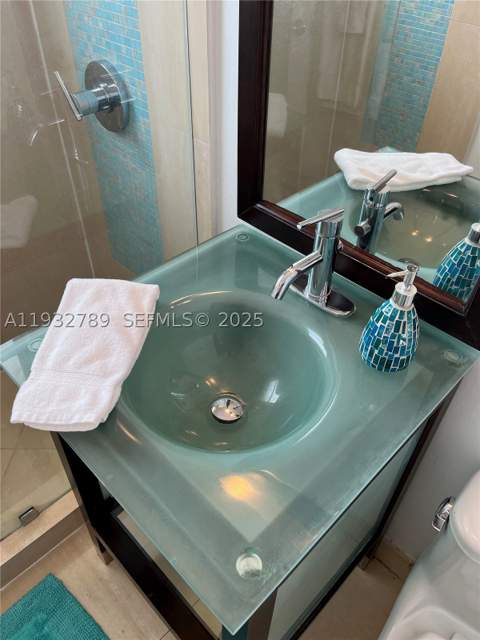 1340 Drexel Ave 406, Miami Beach FL - photo 20 of 28