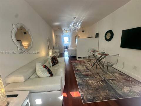 1340 Drexel Ave 406, Miami Beach FL - photo 8 of 28