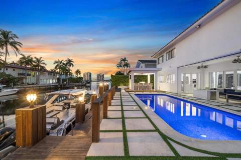 16430 NE 30th Avenue, North Miami Beach FL - photo 24 of 29