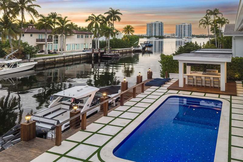 5 bedroom SingleFamilyResidence at 16430 NE 30th Avenue, Eastern Shores, North Miami Beach — photo 4