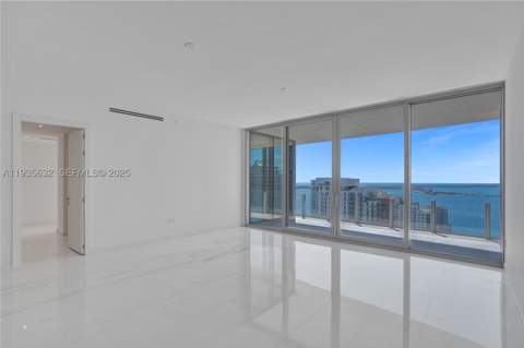 300 Biscayne Blvd Way 3704C, Miami FL - photo 16 of 54