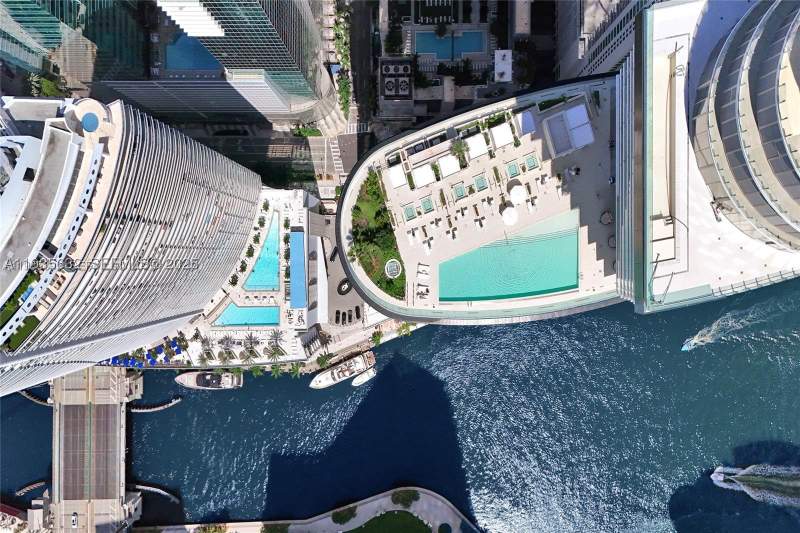 4 bedroom Condominium at 300 Biscayne Blvd Way 3704C, Aston Martin Residences, Miami — photo 5