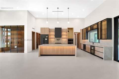 1130 SW 86th Ct, Miami FL - photo 13 of 45