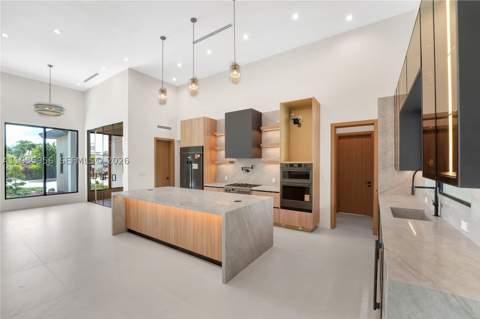 1130 SW 86th Ct, Miami FL - photo 17 of 45
