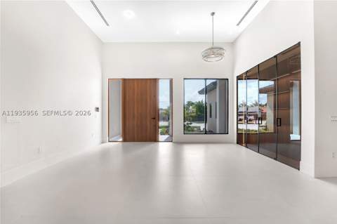 1130 SW 86th Ct, Miami FL - photo 9 of 45
