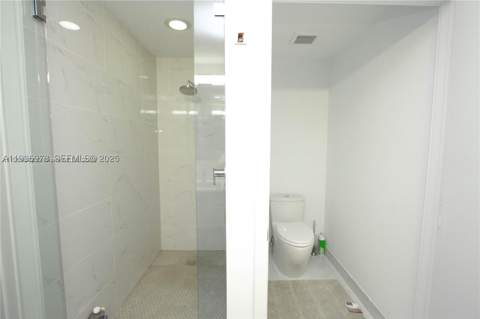 16385 Biscayne Blvd 719, North Miami Beach FL - photo 23 of 45