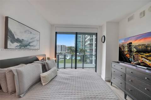 121 NE 34th St 902, Miami FL - photo 22 of 25