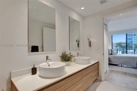 121 NE 34th St 902, Miami FL - photo 24 of 25