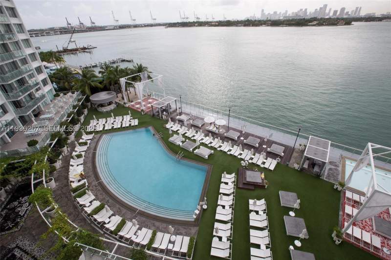 1 bedroom Condominium at 1100 West Ave 1220, 1100 West Condo, Miami Beach — photo 2