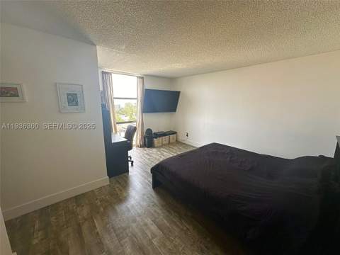 13499 Biscayne Blvd 1013, North Miami FL - photo 18 of 25