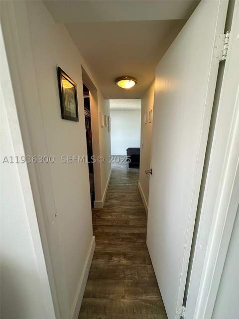 13499 Biscayne Blvd 1013, North Miami FL - photo 7 of 25