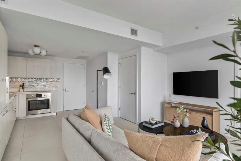 2 bedroom Condominium at 501 NE 31st St 3409, Paraiso Bayviews Condo, Miami — photo 4