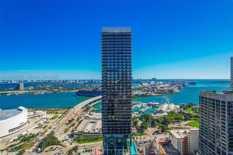 1 bedroom Condominium at 398 NE 5th St 2319, Map Of Miami Dade Co. FL., Miami — photo 5