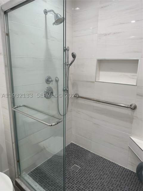 10210 Collins Ave 306, Bal Harbour FL - photo 14 of 19