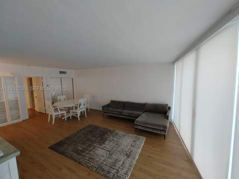 10210 Collins Ave 306, Bal Harbour FL - photo 6 of 19