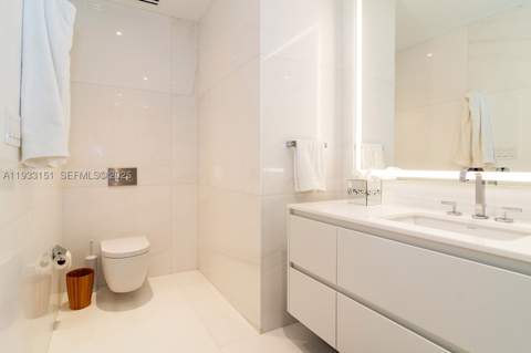 300 Biscayne Blvd Way 805, Miami FL - photo 13 of 13