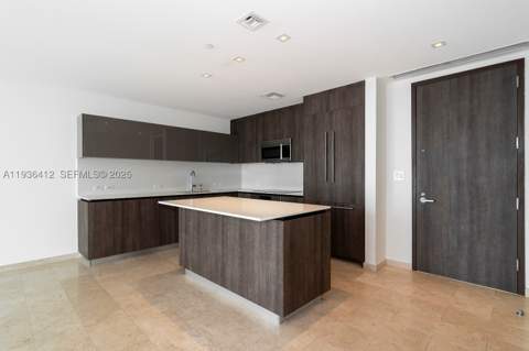 68 SE 6th St 2010, Miami FL - photo 12 of 30