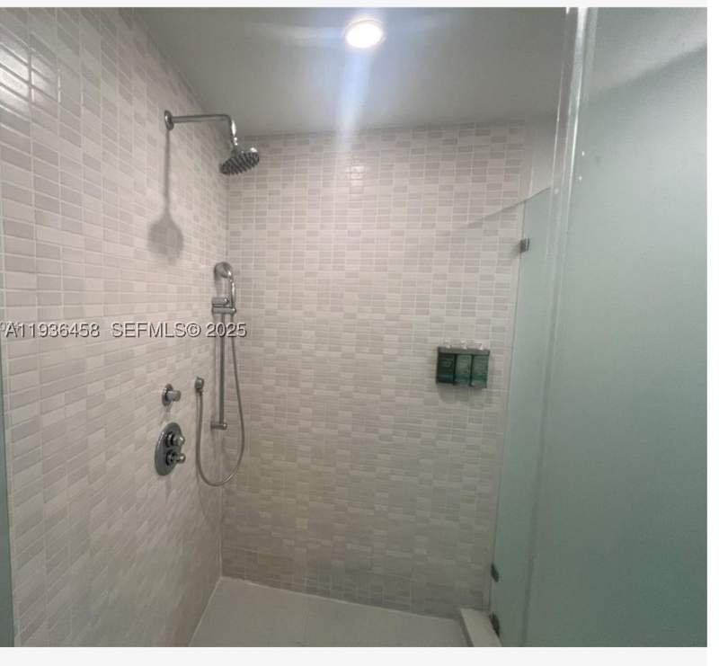 1 bedroom Condominium at 5300 NW 87th Ave 601, The Blue A Resort Hotel C, Doral — photo 3