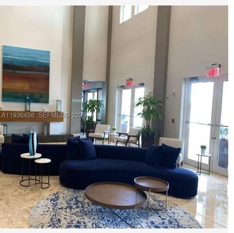 5300 NW 87th Ave 601, Doral FL - photo 9 of 10