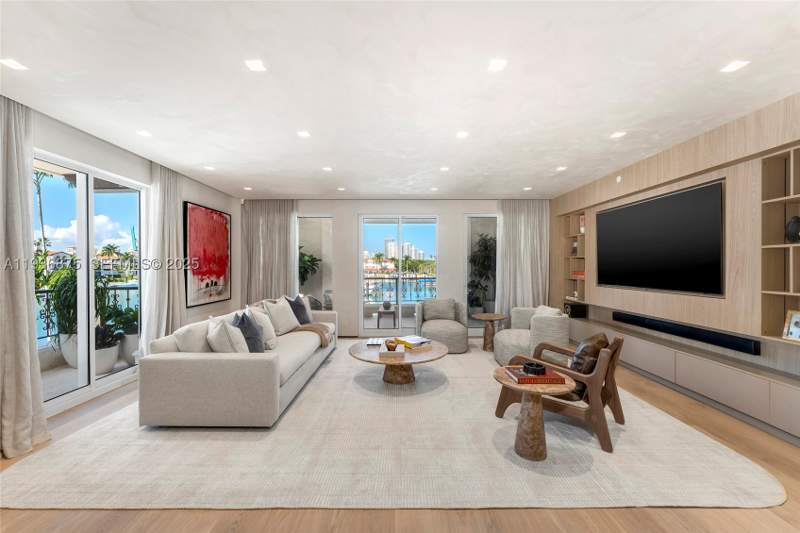 3 bedroom Condominium at 2521 Fisher Island Dr 6201, Bayside Village Condo, Miami Beach — photo 4