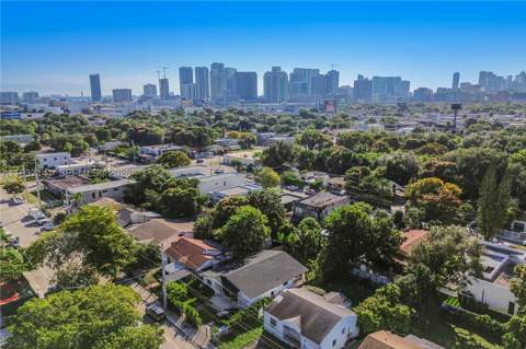 254 NW 43rd St, Miami FL - photo 13 of 52