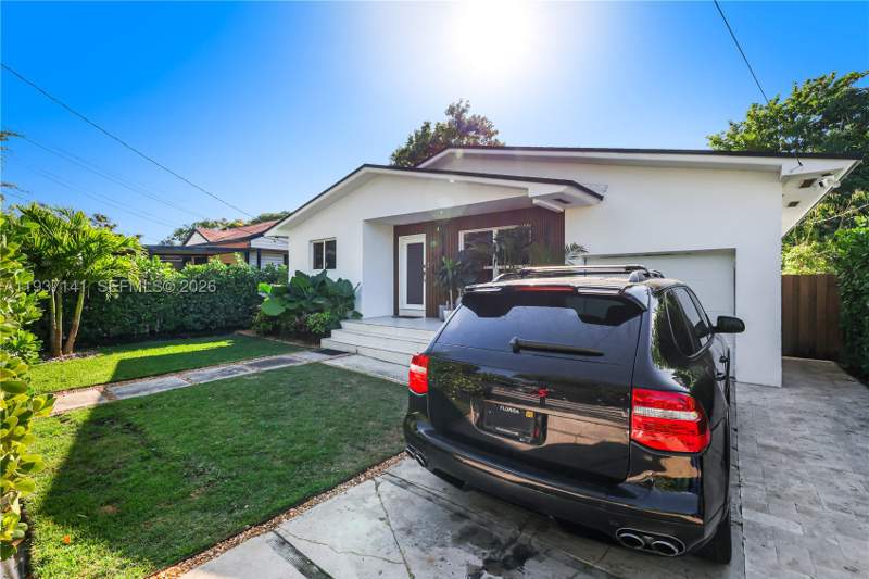 3 bedroom SingleFamilyResidence at 254 NW 43rd St, Columbia Park Corr Pl, Miami — photo 4